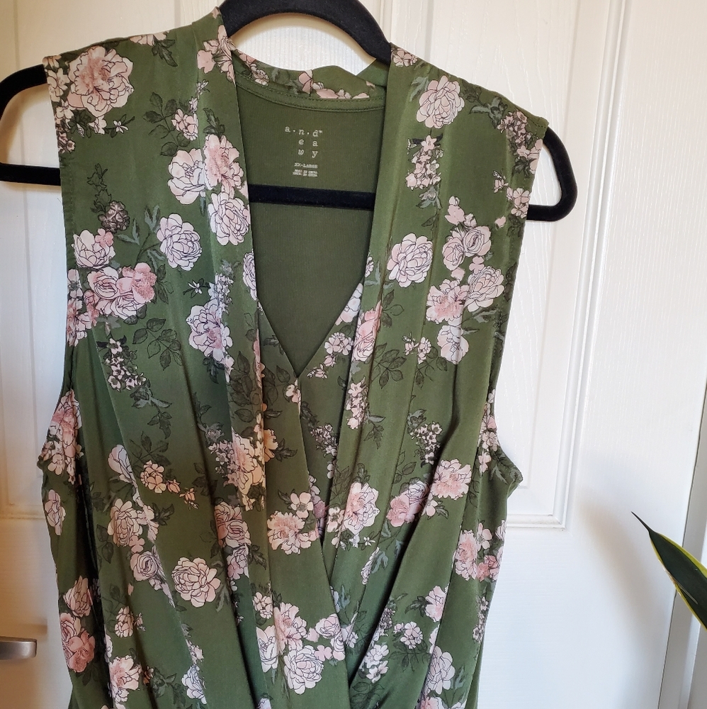 Sleeveless wrap style blouse